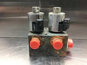 Liebherr Doppelrückschlagventil